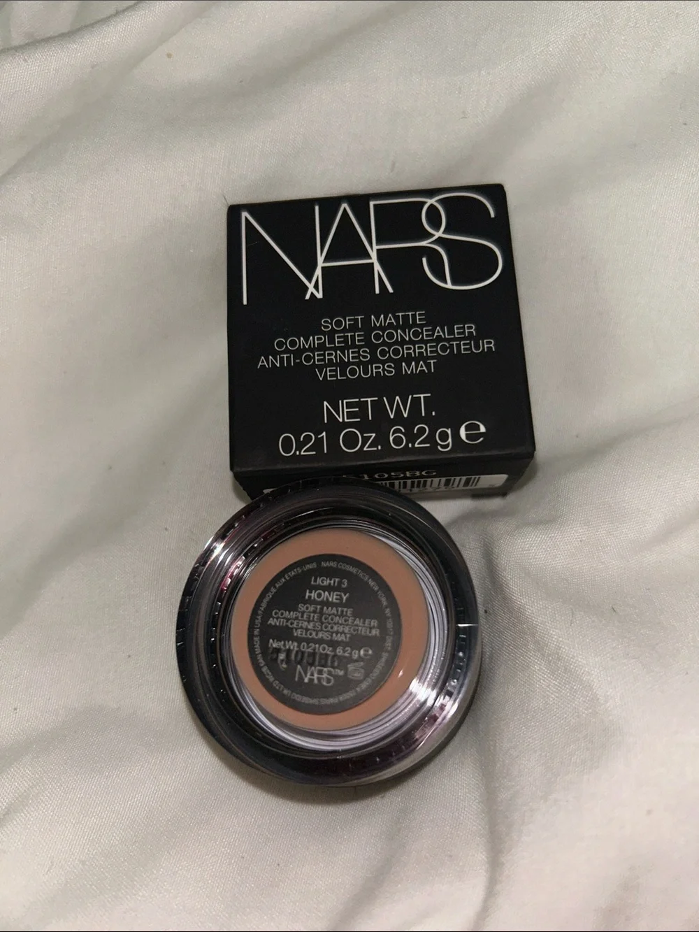 NARS Soft Matte Complete Concealer - Light 3 Honey (Warm Beige)